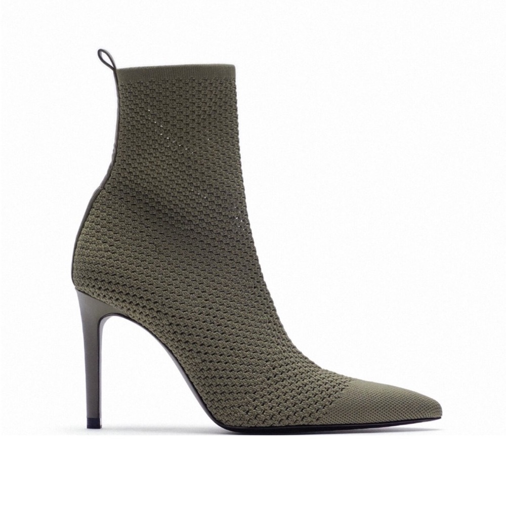 Zara Green Sock Heel Booties / Size 36 ( US 5.5)